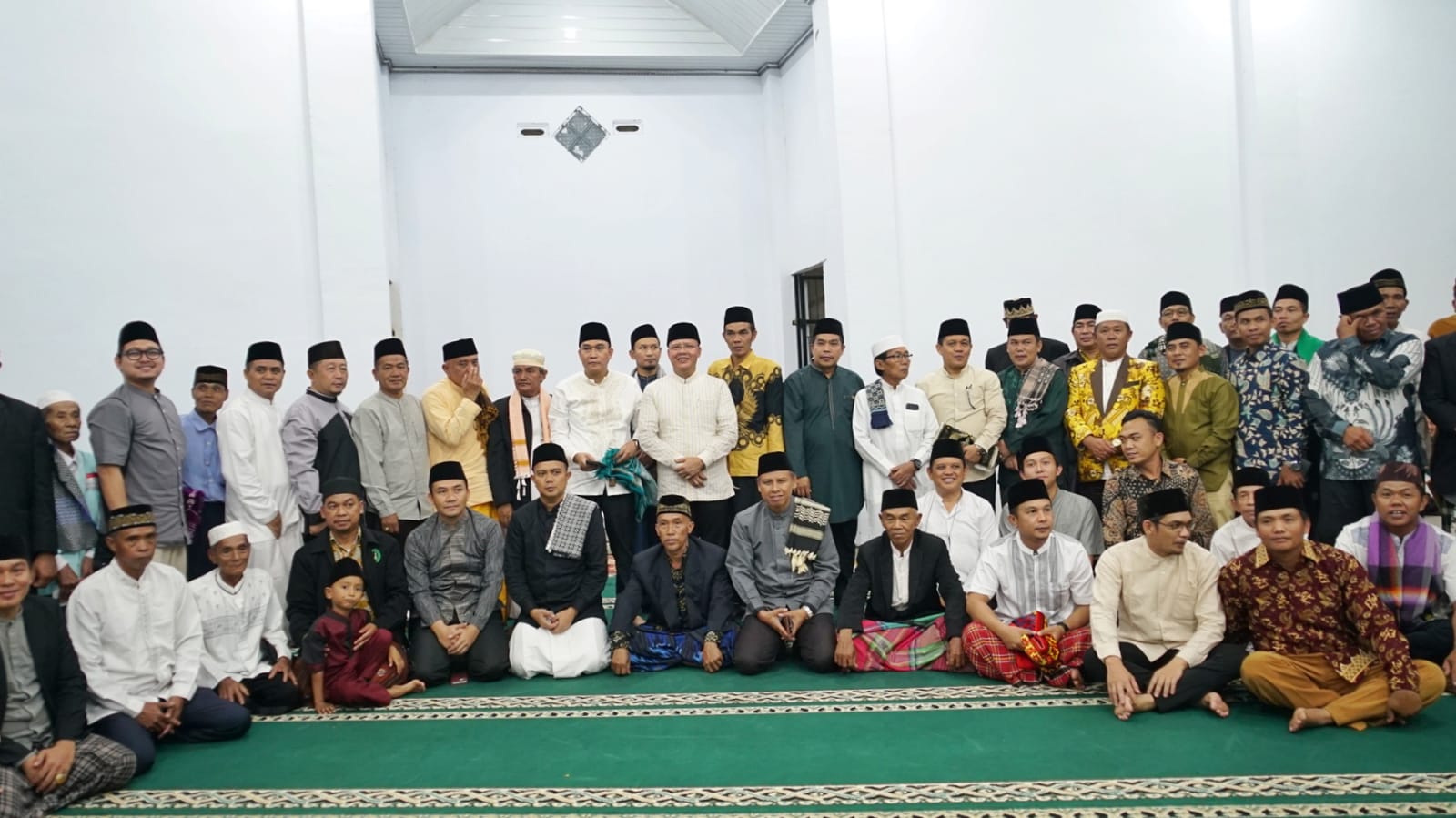 Jika niat kita sudah yakin dan kuat dalam membangun dan memakmurkan masjid tentu pasti akan terwujud