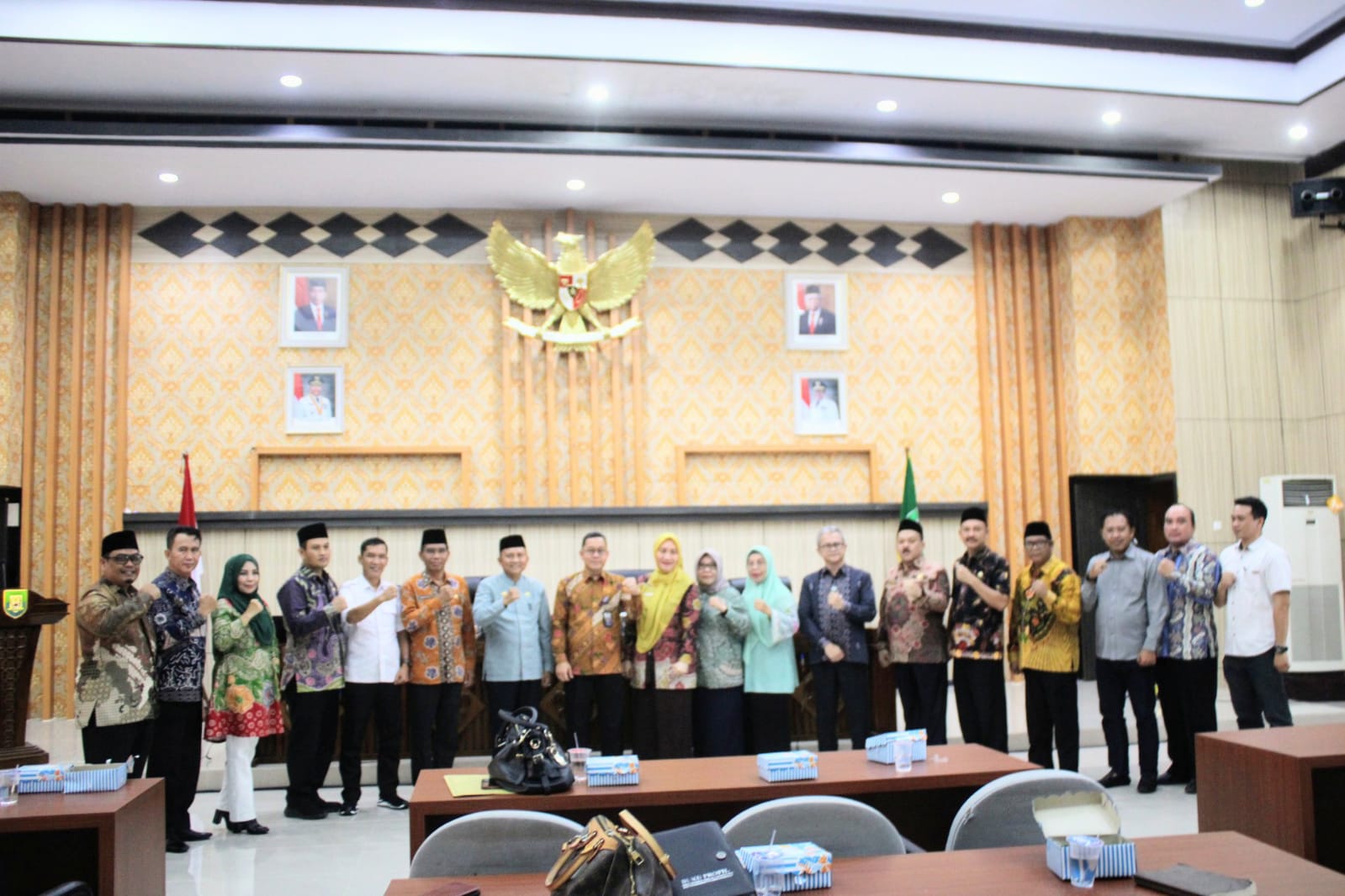 Nah inilah yang perlu dilakukan evaluasi," ungkap Sekda Hamka, usai pimpin Exit Meeting Evaluasi Perencanaan dan Penganggaran Pemerintah Daerah Tahun 2023 Provinsi Bengkulu bersama BPKP Perwakilan Provinsi Bengkulu