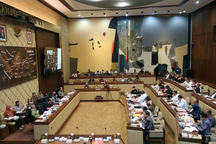 Rapat Kerja Komisi II DPR RI Rabu (11/1/2023)